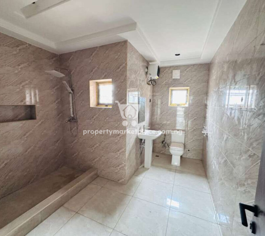 Spacious 4 bedroom terrace duplex with a room boys quarters