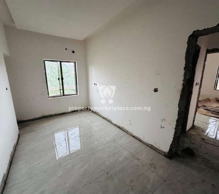 Spacious 1 bedroom and 2 bedroom flats (semi-finished)