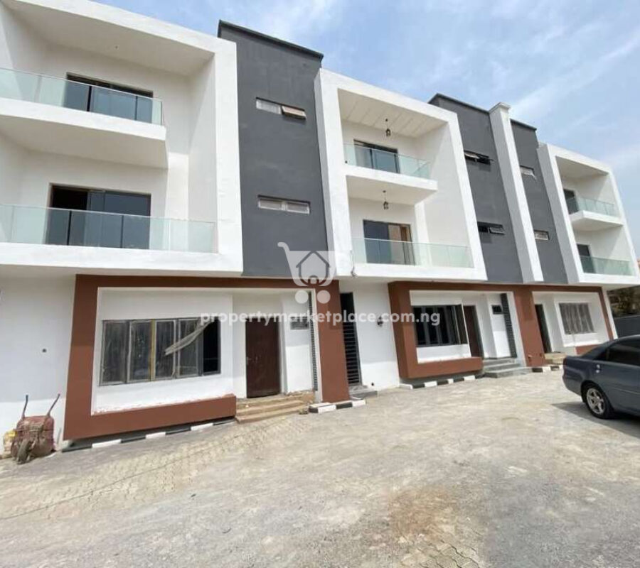 Spacious 4 bedroom terrace duplex with Bq (semi-finished)
