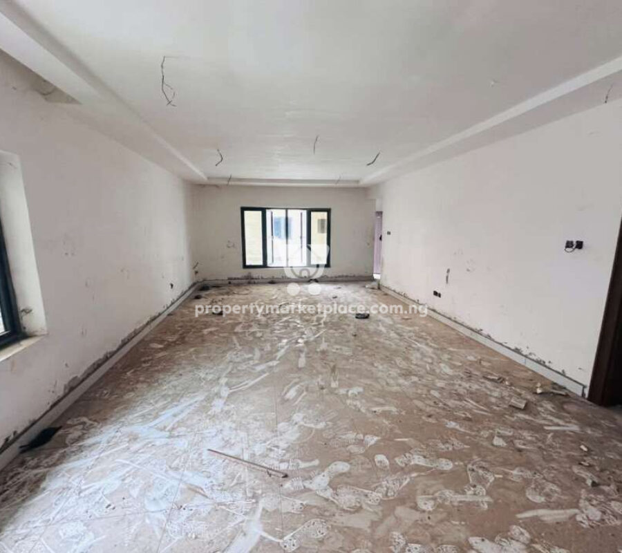 Massive 4 bedroom terrace duplex with a room boys quarters