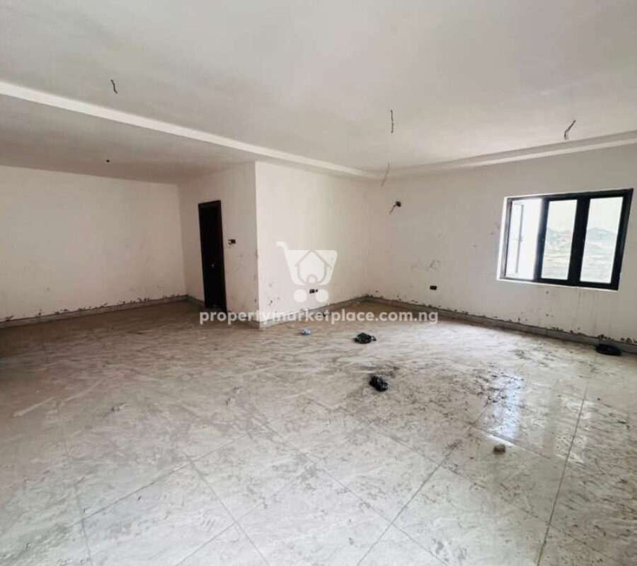 Massive 4 bedroom terrace duplex with a room boys quarters