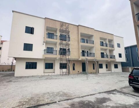 Spacious 3 bedroom flat with a room boys quarters