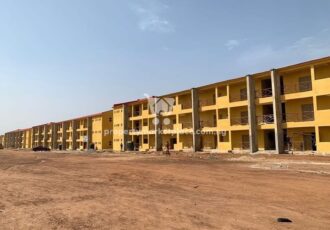 Shops and office spaces measuring 19 – 30 sqm in a plaza