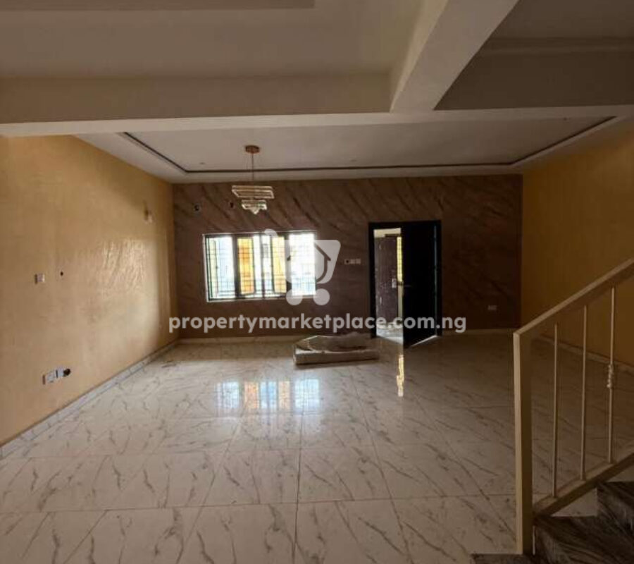 Nicely finished 4 bedroom terrace duplex with a room Bq