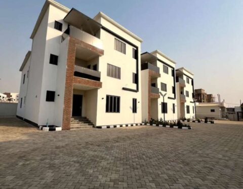 Nicely finished 4 bedroom terrace duplex with a room Bq