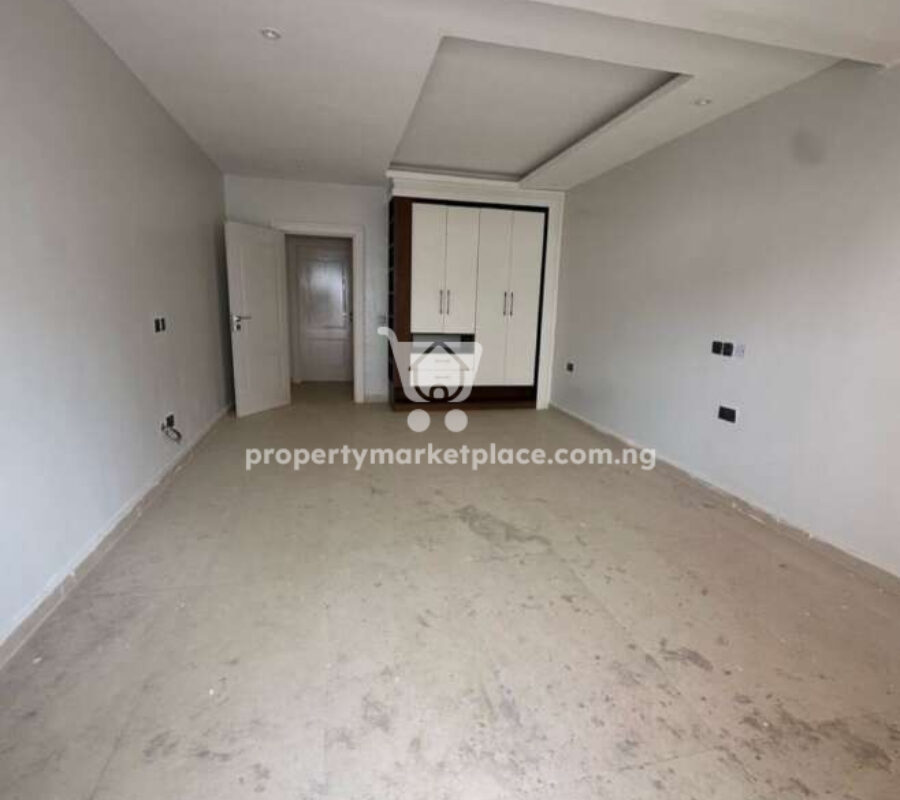 Luxury 4 bedroom terrace duplex serviced with swimming pool