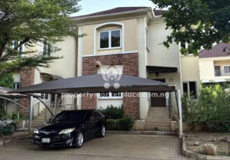 Spacious 3 bedroom terrace duplex (corner unit)