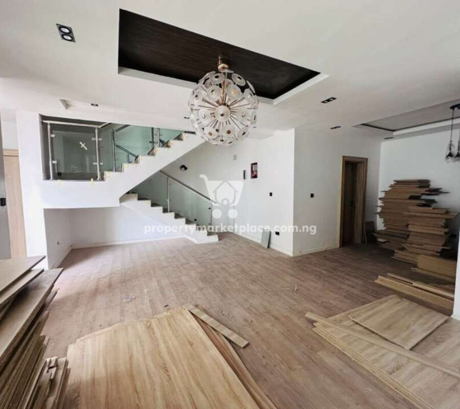 Nicely finished 5 bedroom terrace duplex in a serene area