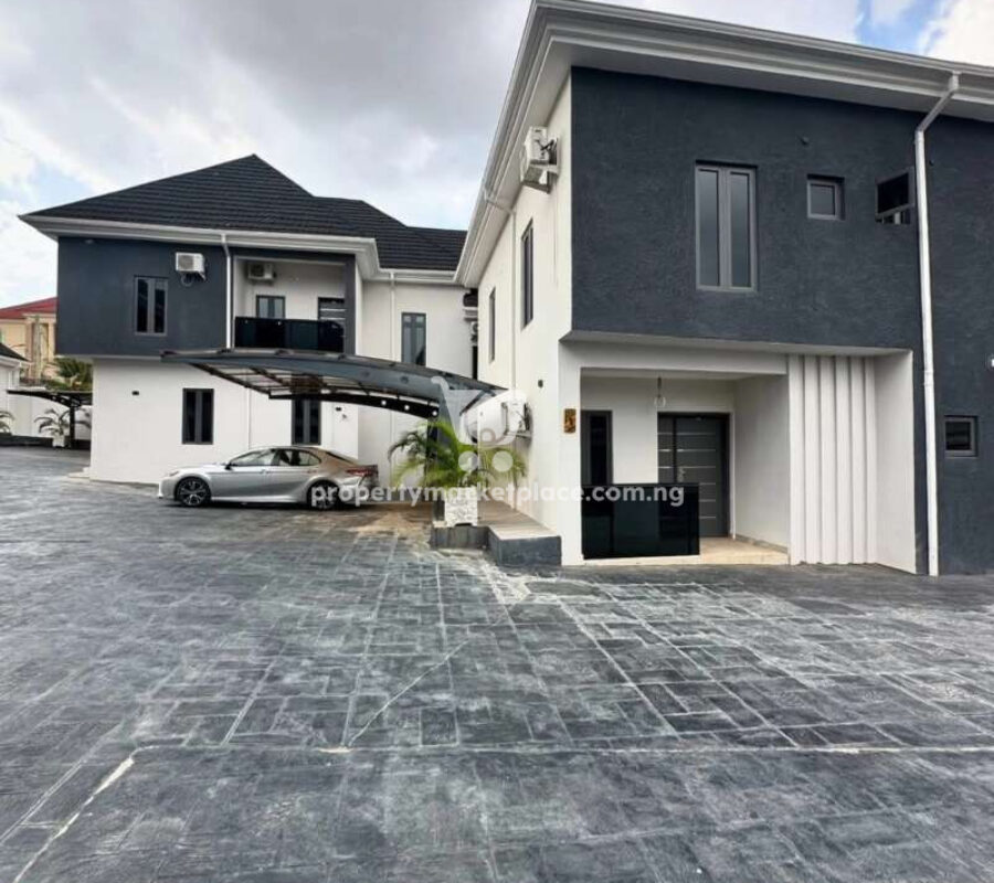 Nicely finished 4 bedroom semi-detached duplex with Bq