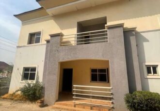 Spacious 4 bedroom terrace duplex in a nice estate