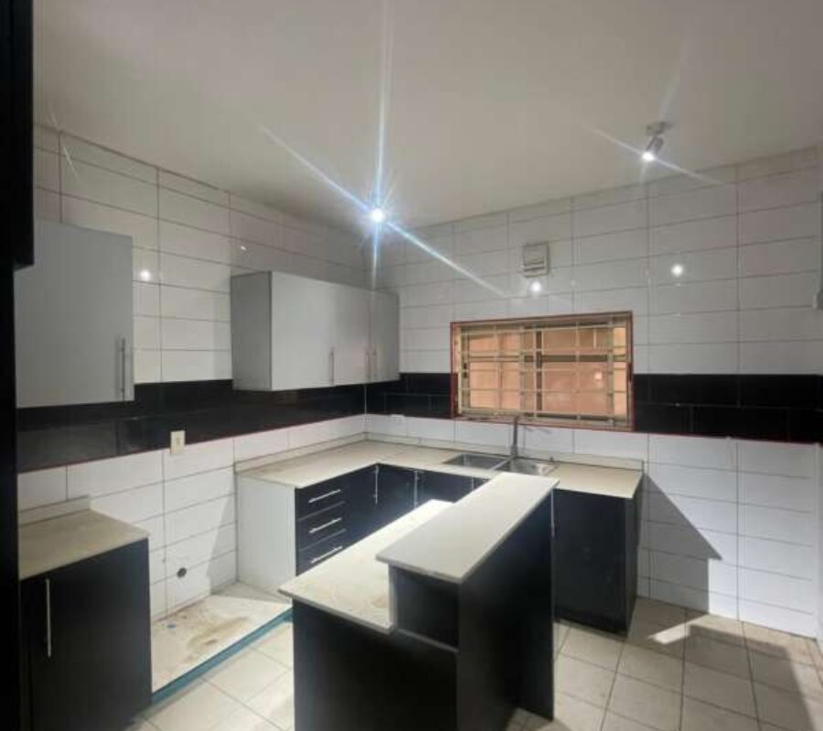 Spacious 4 bedroom terrace duplex in a nice estate