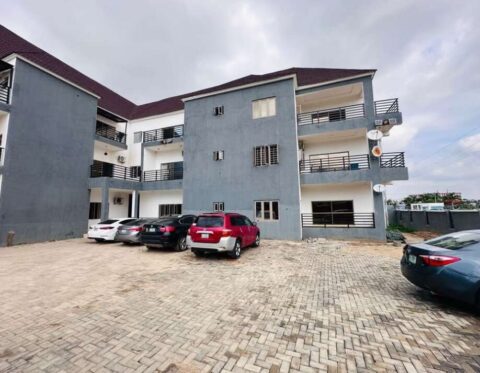 Spacious 3 bedroom flat in a nice area with tarred roads