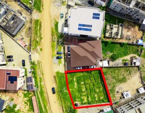 Residential land measuring 799 Sqm in a buildable area