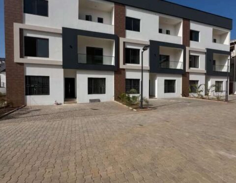 Exquisite 5 bedroom terrace duplex with Bq (unfurnished)