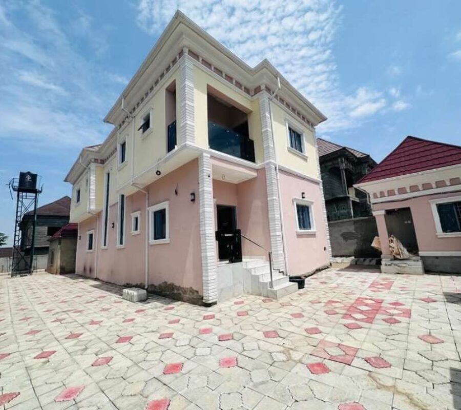 Spacious 4 bedroom detached duplex with 2 rooms boys quarter
