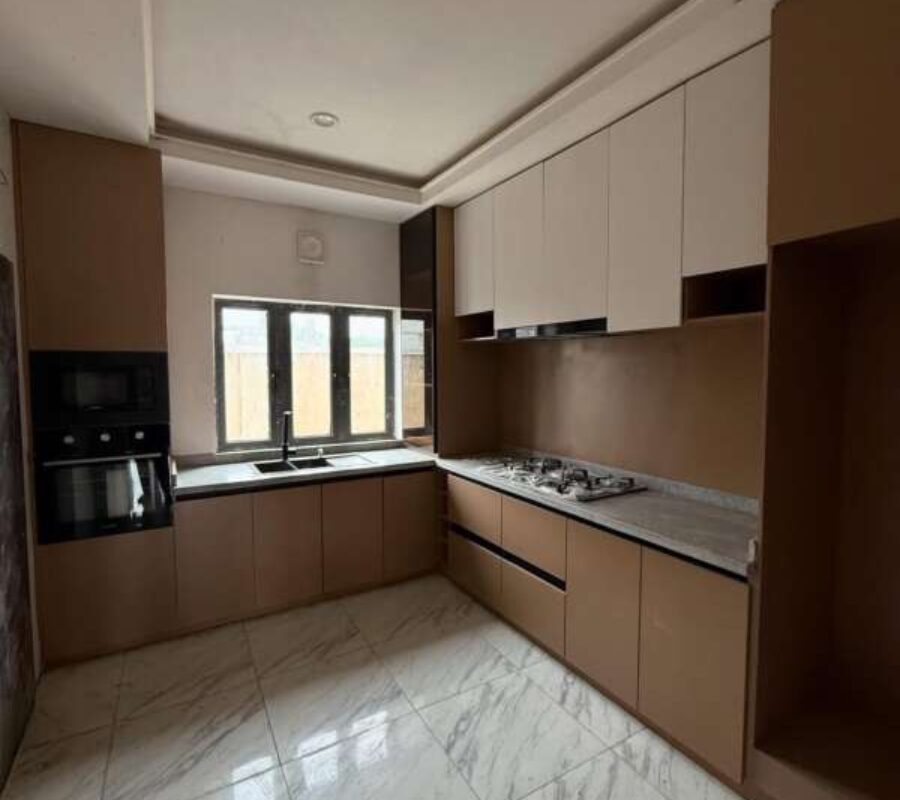 Tastefully finished 4 bedroom terrace duplex with a room Bq
