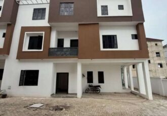 5 bedroom terrace duplex with Bq and basement