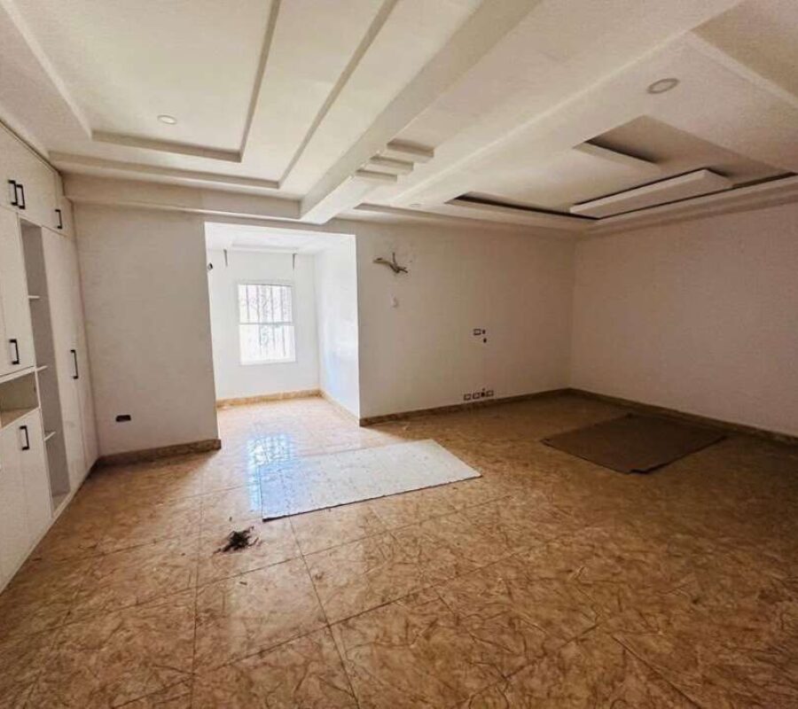 Nicely finished 4 bedroom terrace duplex with Bq