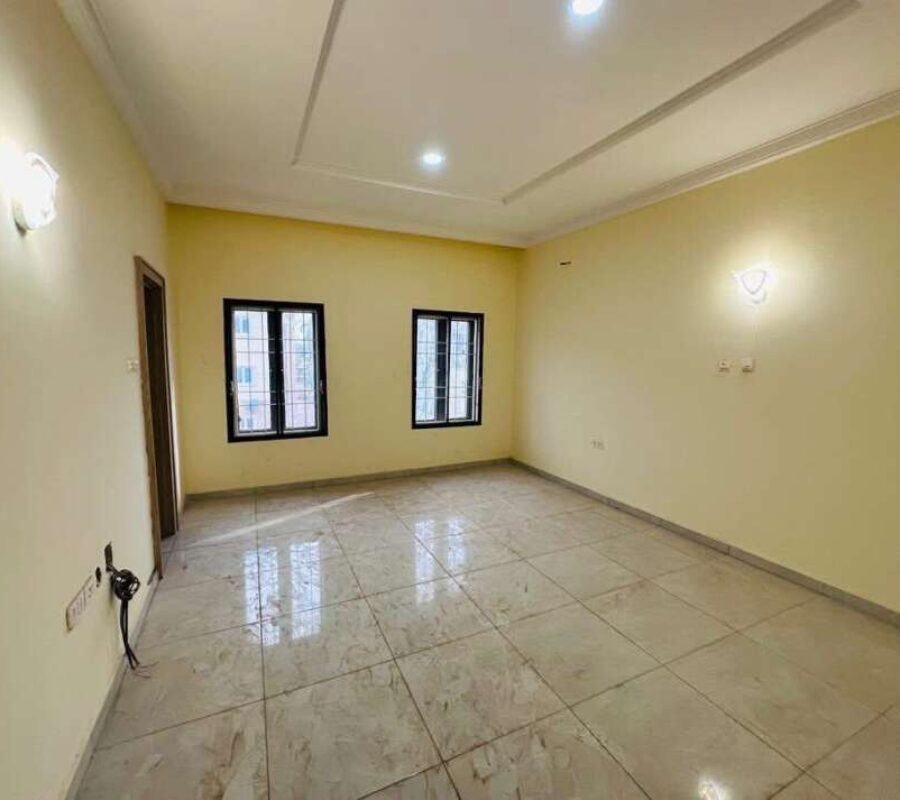 Spacious and nice finished 3 bedroom flat