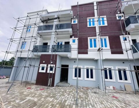 Nicely finished 4 bedroom terrace duplex with Bq