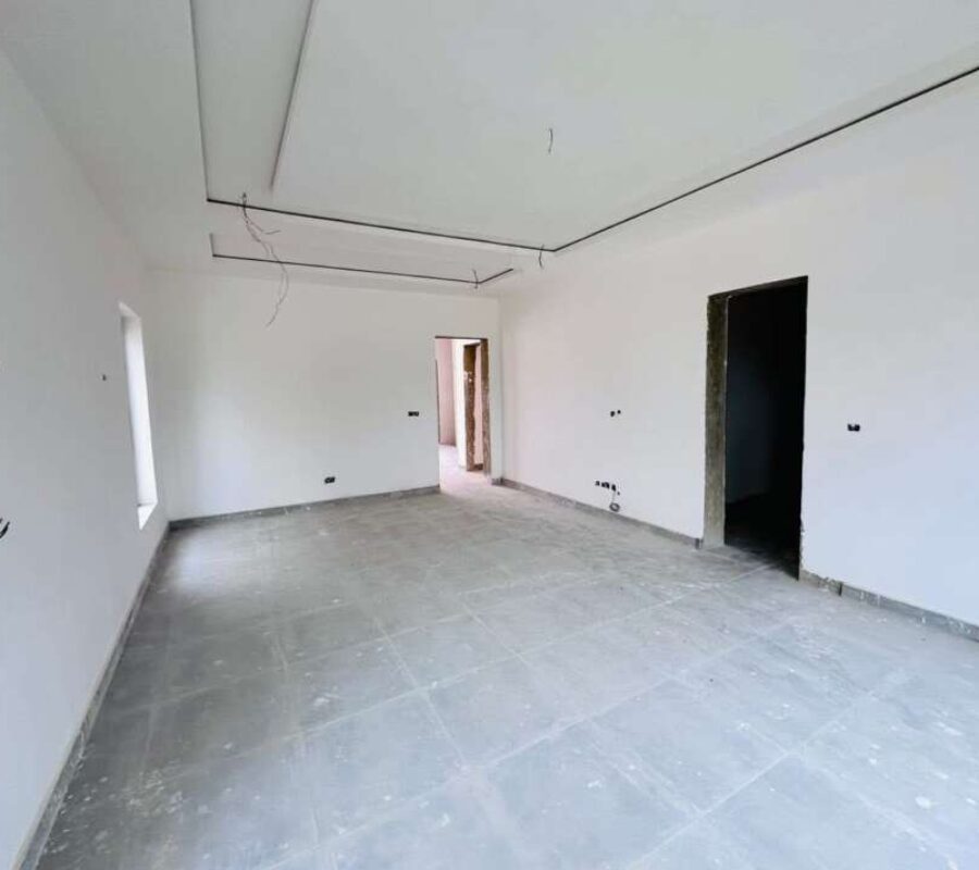Solidly built 5 bedroom detached duplex with a room Bq