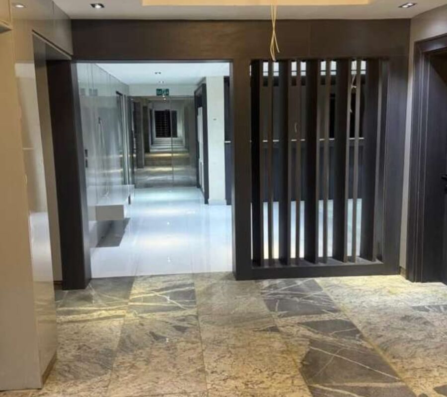 Luxurious 3 bedroom maisonette serviced with swimming pool