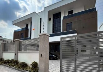 Smart 6 bedroom semi-detached duplex with a private compound