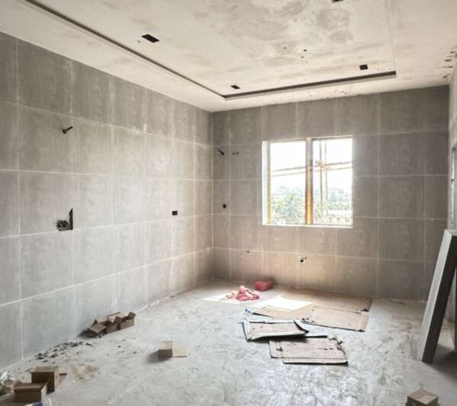 Exotic 8 bedroom detached duplex with a Bq