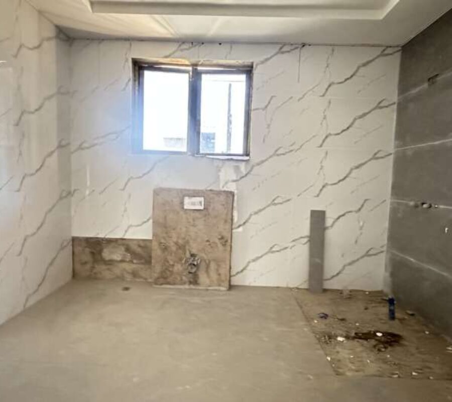 Exotic 8 bedroom detached duplex with a Bq