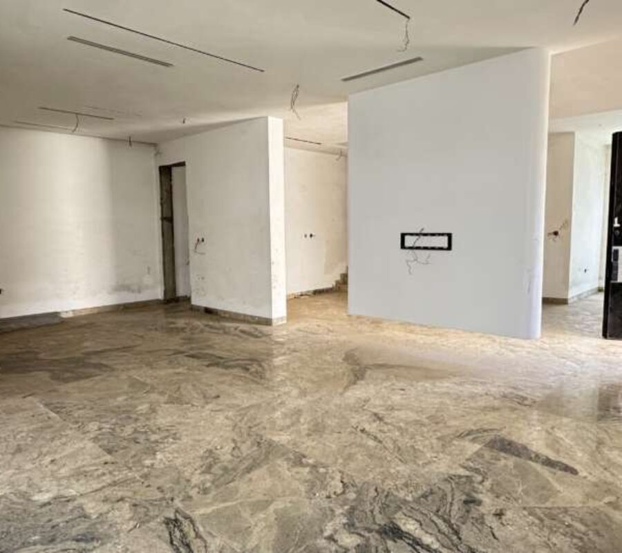 Luxurious 5 bedroom detached duplex with a room Bq