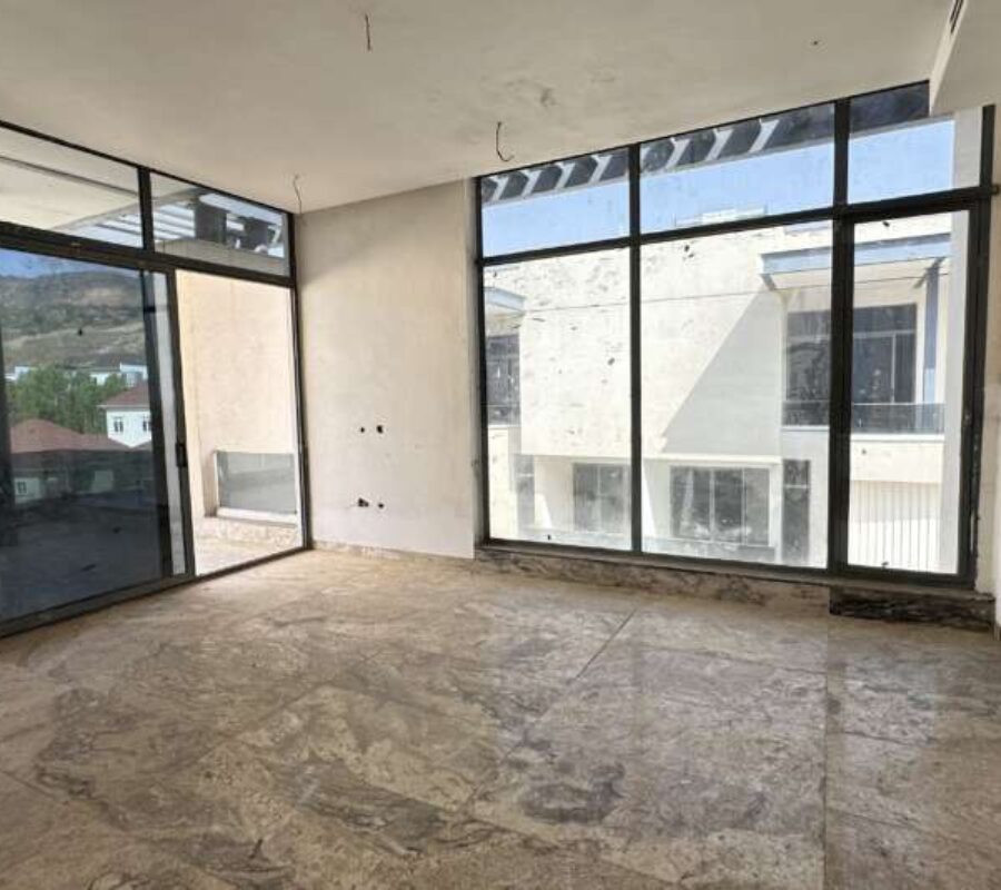 Luxurious 5 bedroom detached duplex with a room Bq