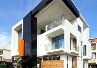 Smart 5 bedroom detached duplex with swimming pool