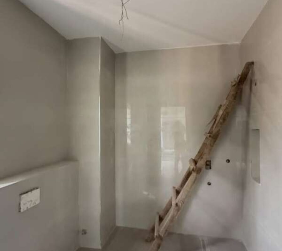 Smart 5 bedroom detached duplex with a room Bq