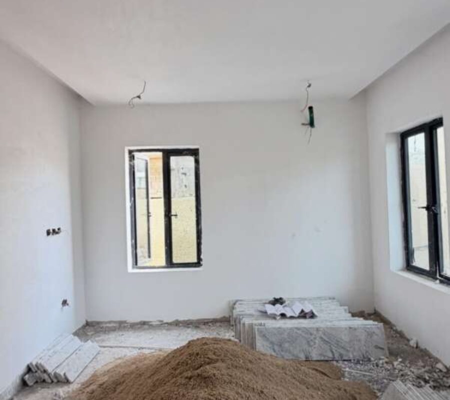 Massive 5 bedroom detached duplex with Bq