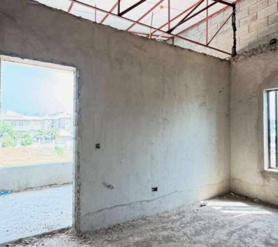 Luxurious 5 bedroom detached duplex with Bq