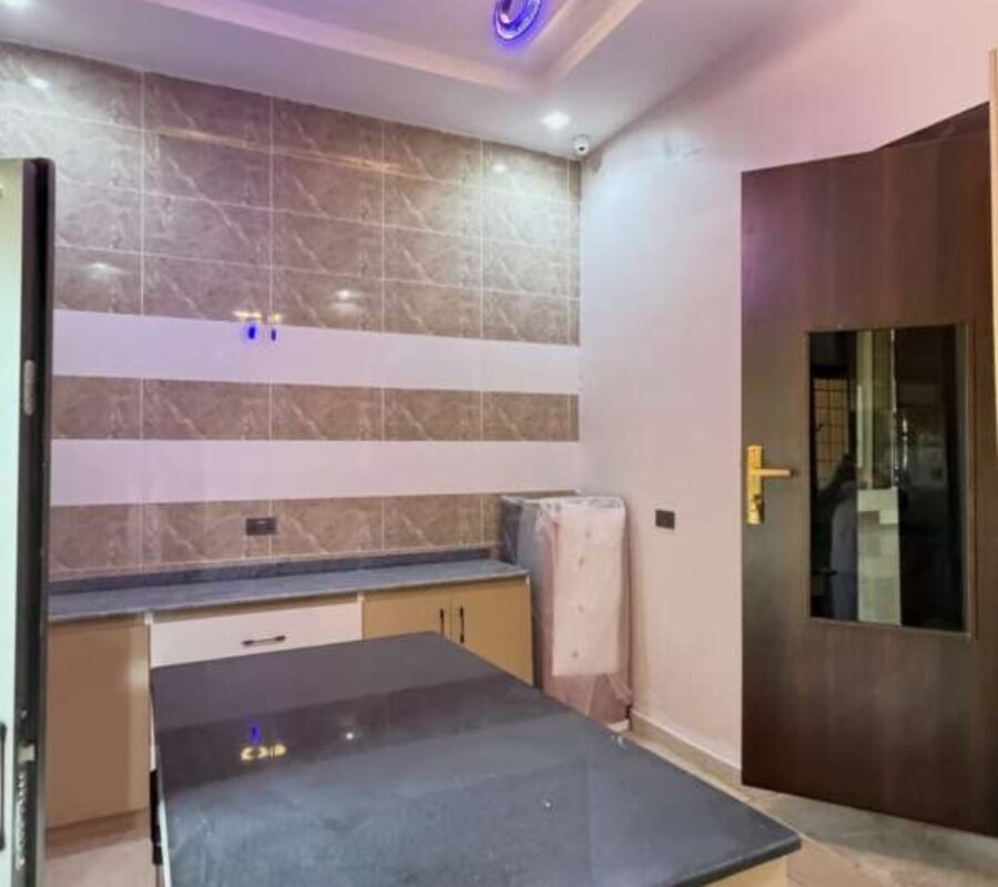 Superbly finished 3 bedroom semi-detached duplex with Bq