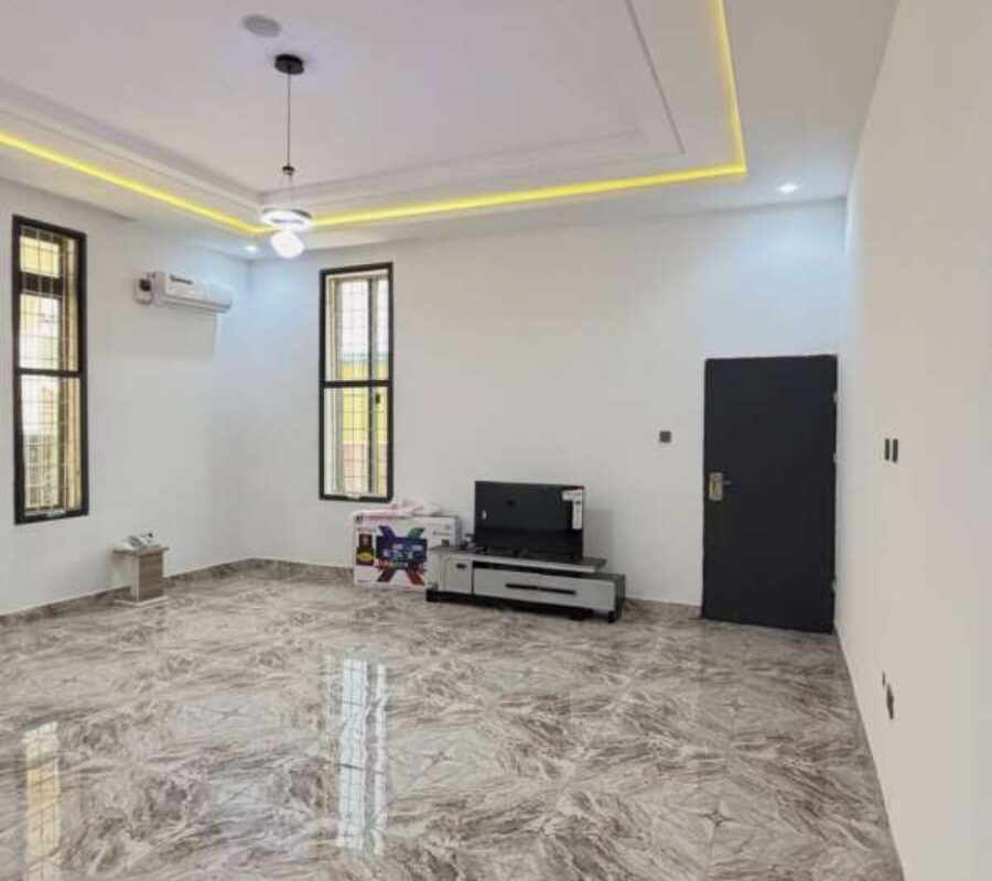 Superbly finished 3 bedroom semi-detached duplex with Bq