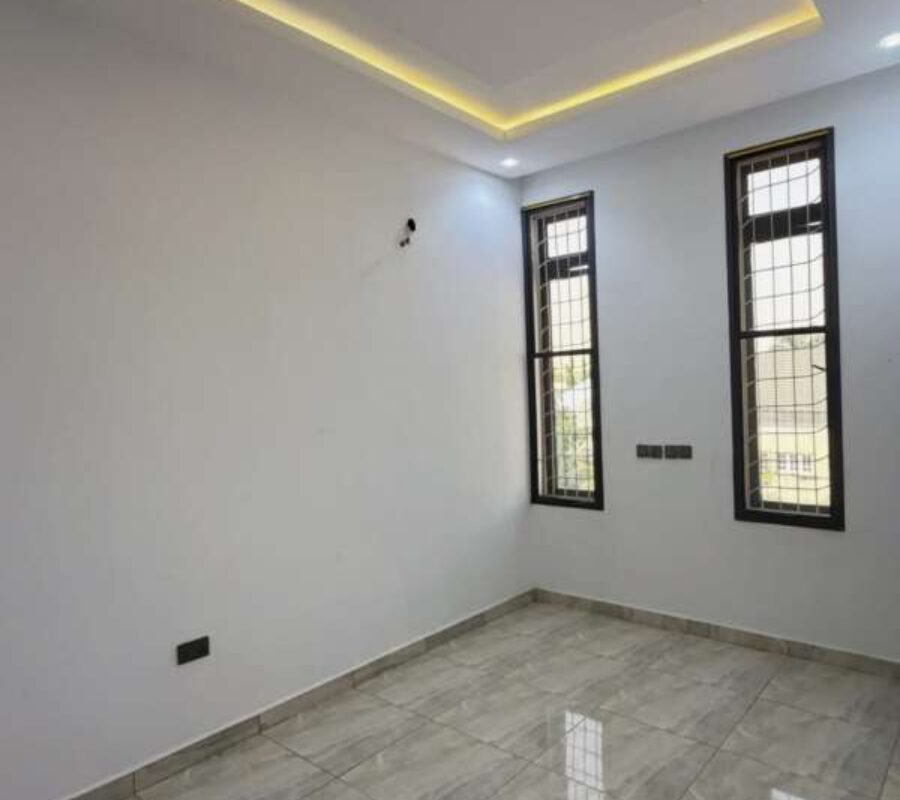 Superbly finished 3 bedroom semi-detached duplex with Bq