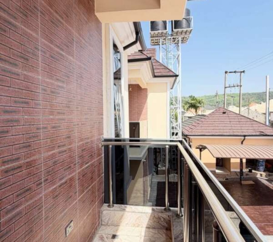 Superbly finished 3 bedroom semi-detached duplex with Bq
