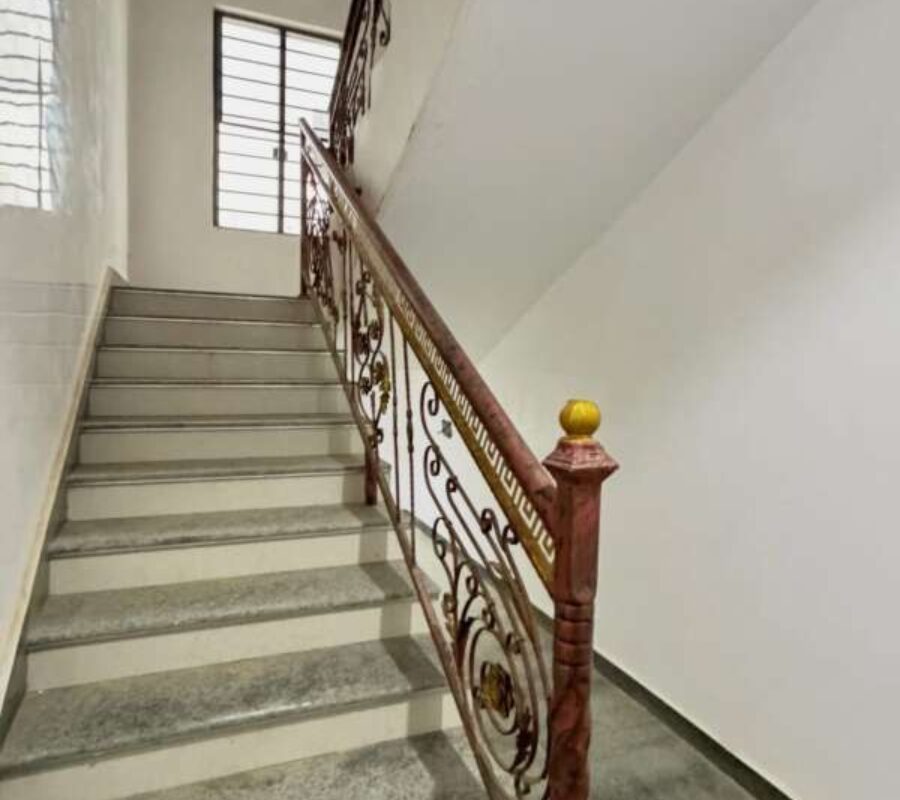 Luxury 5 bedroom detached duplex with swimming pool