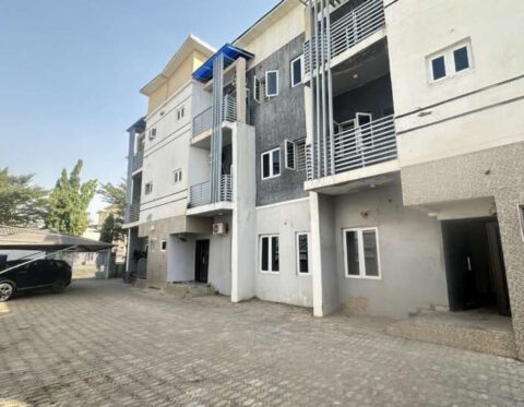 4 bedroom terrace duplex with a room Bq