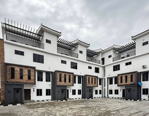 Luxury 5 bedroom terrace duplex with open rooftop