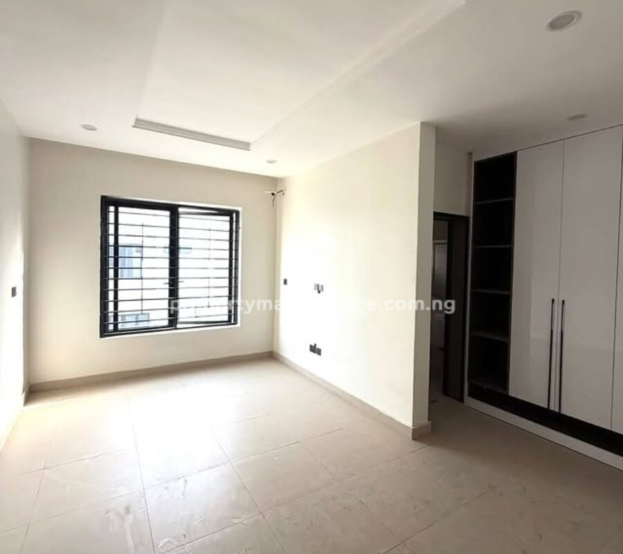 Superbly finished 4 bedroom terrace duplex with Bq