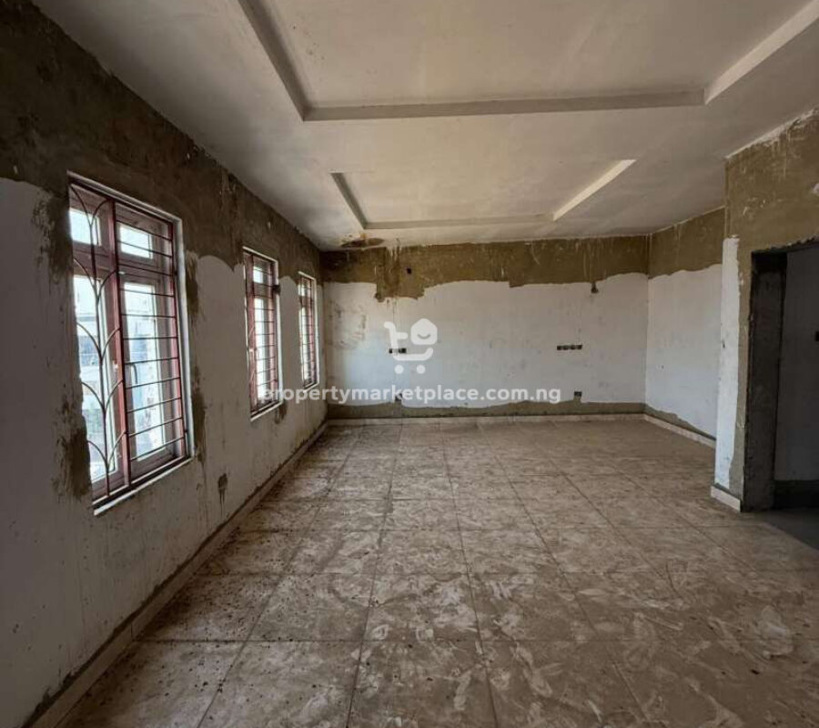 Distress Sale: 4 bedroom terrace duplex & Bq – corner unit