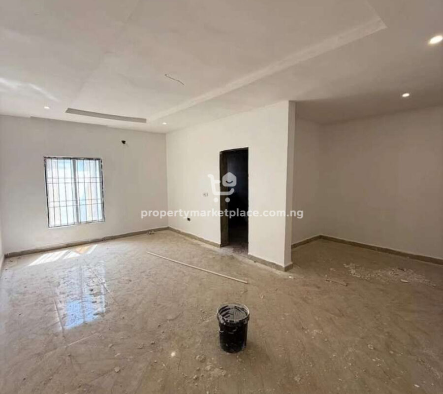4 bedroom terrace duplex with a room Bq