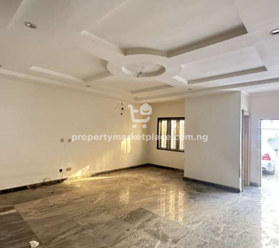 4 bedroom terrace duplex with a room Bq in a nice area