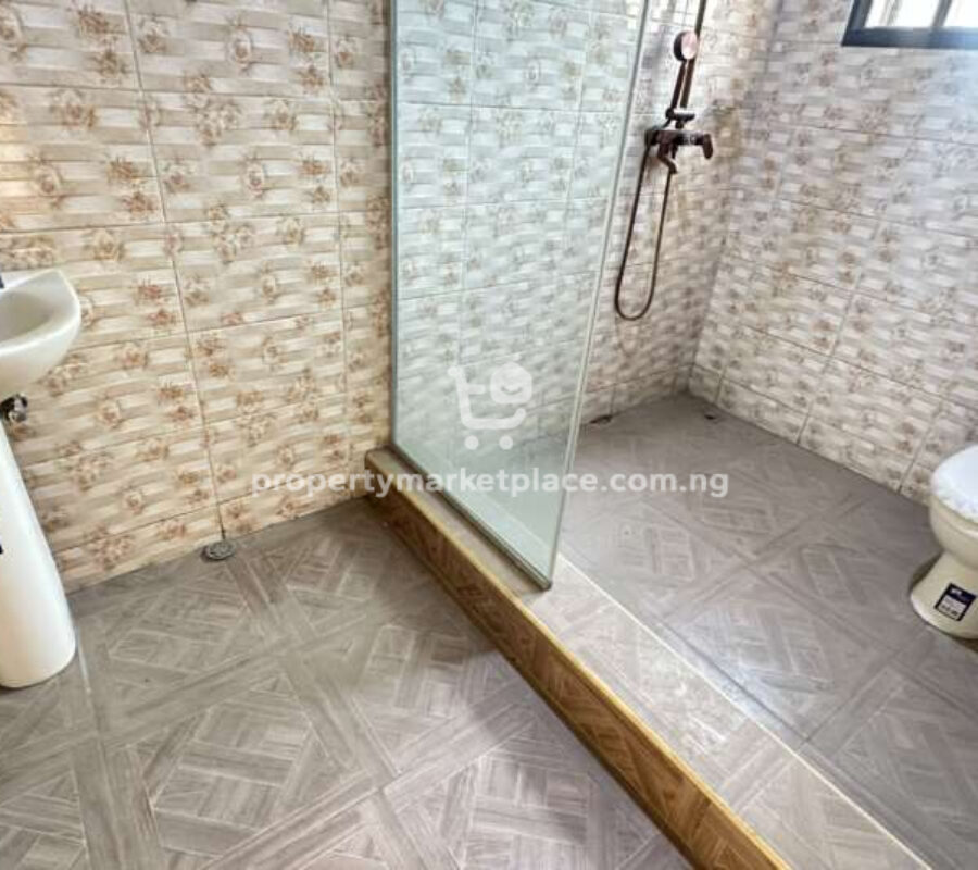 4 bedroom terrace duplex with a room Bq in a nice area
