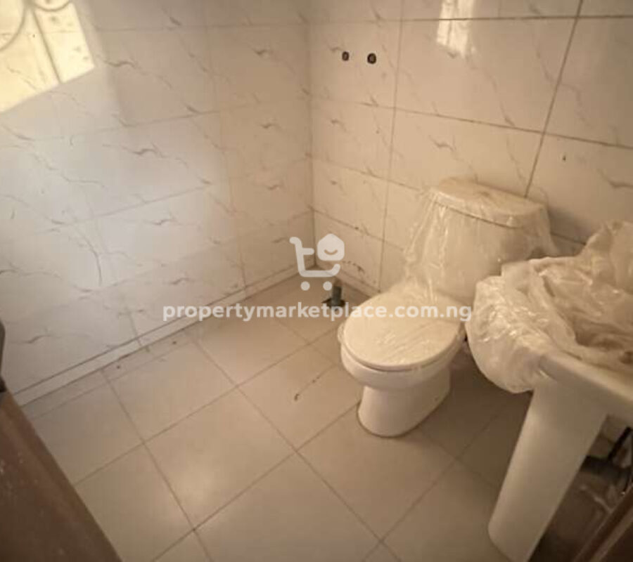 6 units of 2 bedroom flats in a nice area