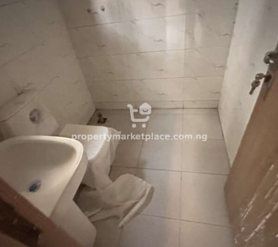 6 units of 2 bedroom flats in a nice area