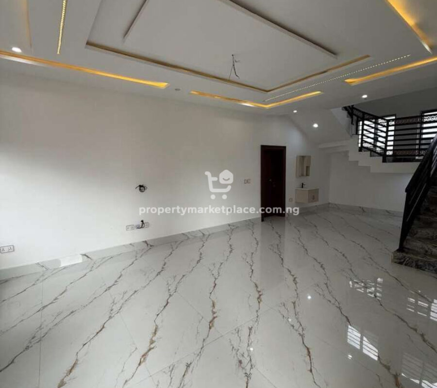 Nicely finished 4 bedroom detached duplex with Bq